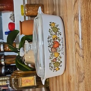 Corning Ware A-2-B 2 quart casserole dish with Pyrex lid # A-9-C